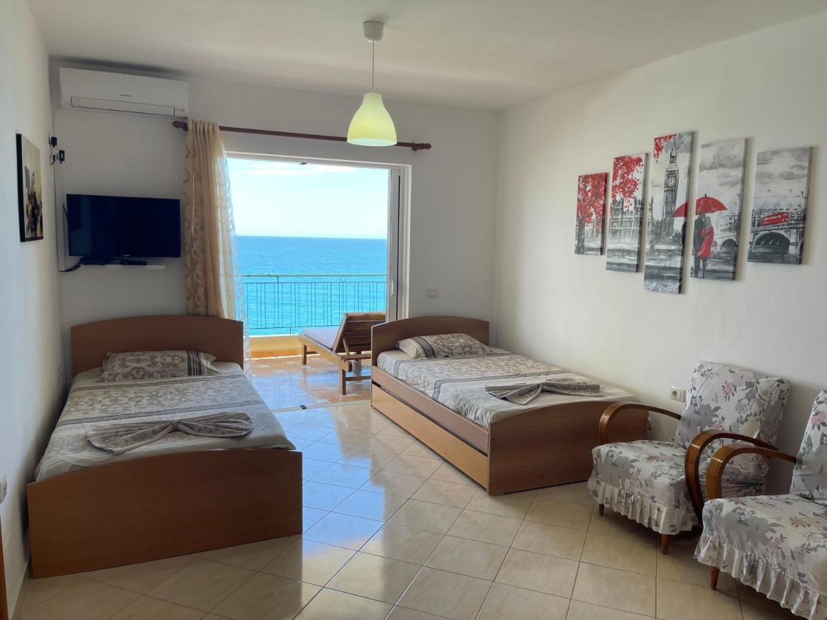 Sina Apartments Sarande Exterior photo