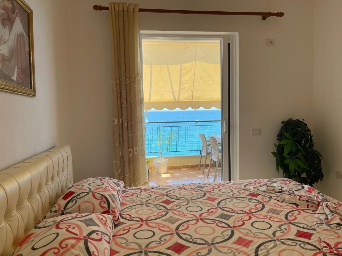 Sina Apartments Sarande Exterior photo